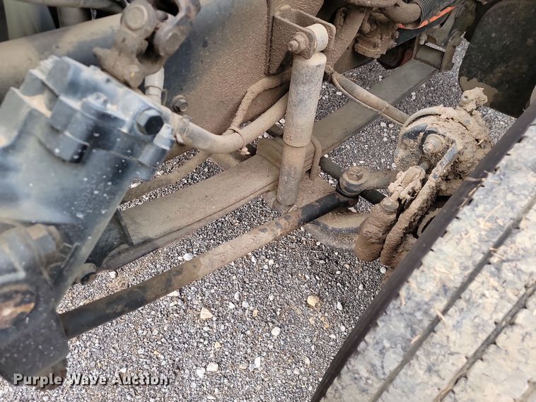 image for item LD9045 2007 Ford F750 Super Duty XLT  pulling truck