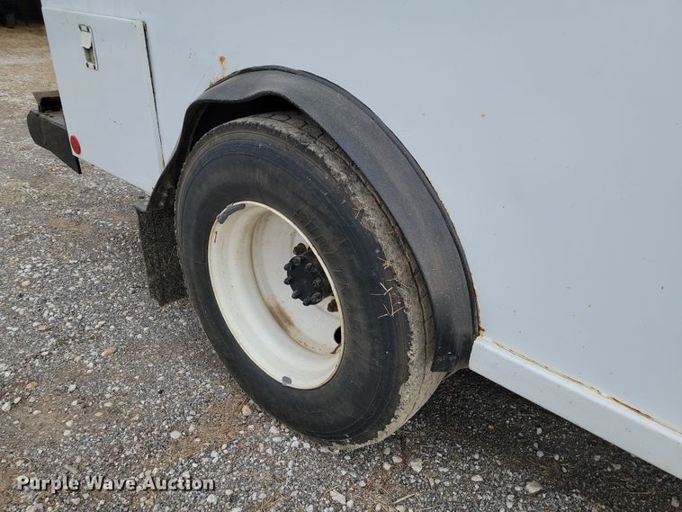 image for item LD9045 2007 Ford F750 Super Duty XLT  pulling truck