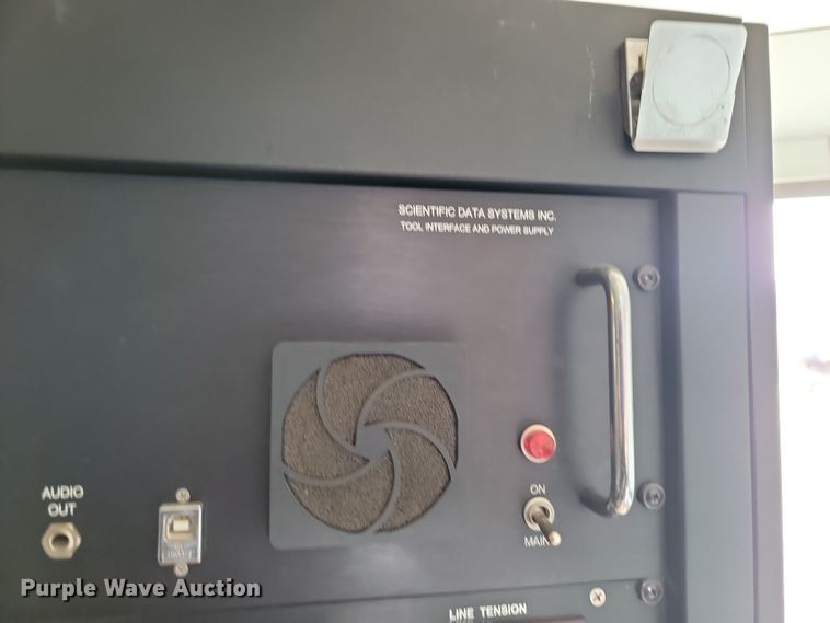 image for item LD9049 2004 Freightliner M106  pulling truck