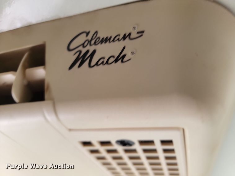 image for item LD9049 2004 Freightliner M106  pulling truck