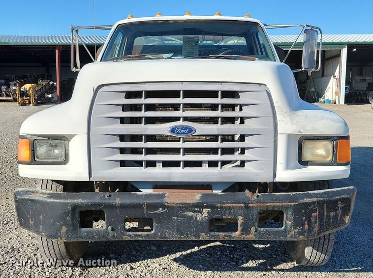 image for item LD9053 1998 Ford F700  flatbed truck