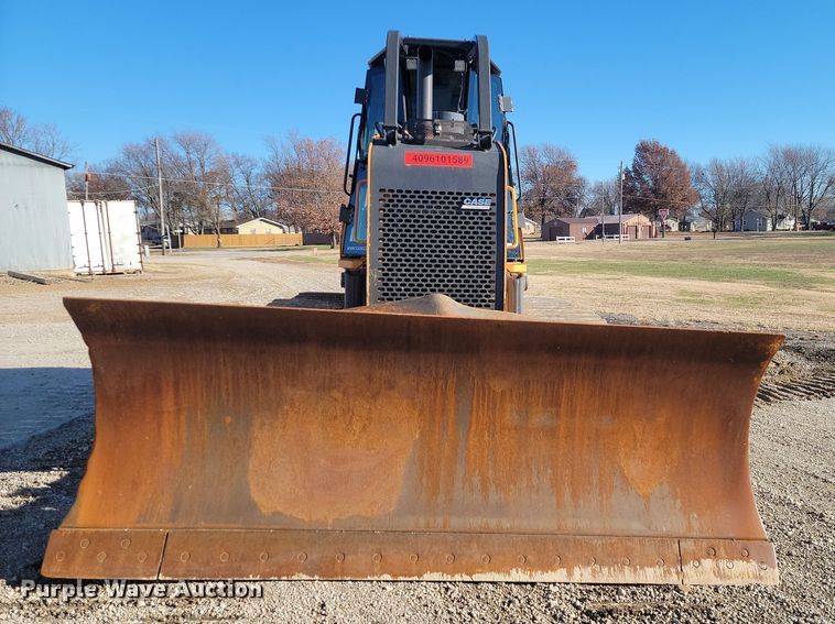 image for item LD9055 2015 Case 1150M LT  dozer