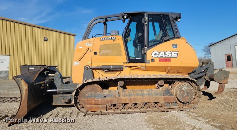 image for item LD9055 2015 Case 1150M LT  dozer