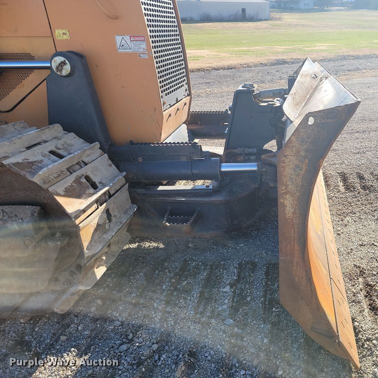 image for item LD9055 2015 Case 1150M LT  dozer