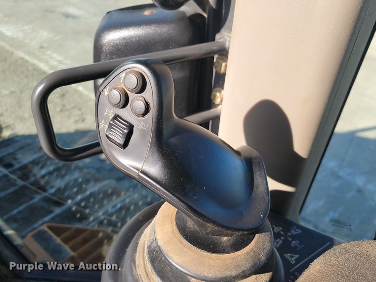 image for item LD9055 2015 Case 1150M LT  dozer