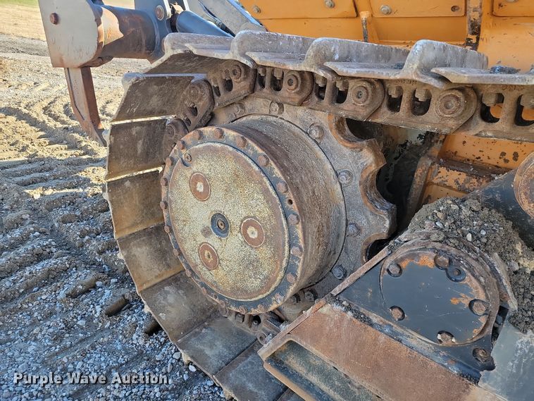image for item LD9055 2015 Case 1150M LT  dozer