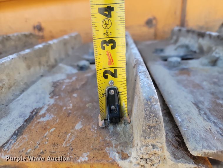 image for item LD9055 2015 Case 1150M LT  dozer