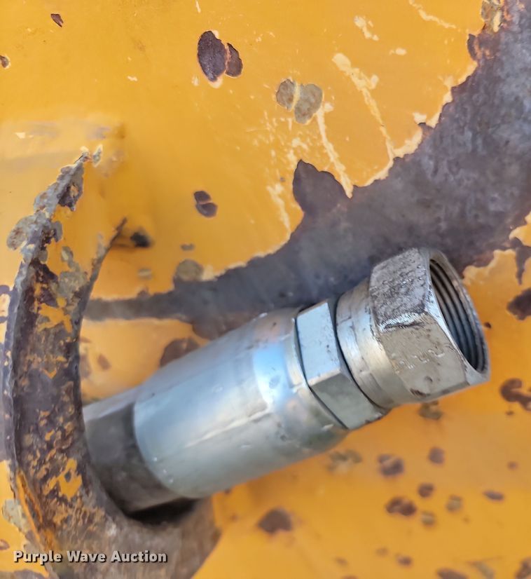 image for item LD9060 2003 Arrowhead 325  breaker