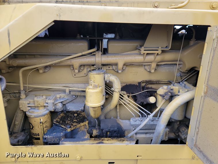 image for item LD9067 1980 Caterpillar D8K  dozer