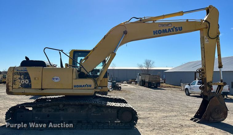 image for item LD9073 2007 Komatsu PC200LC-8  excavator