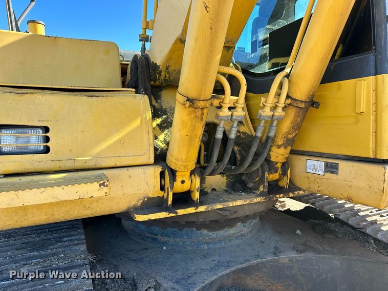 image for item LD9073 2007 Komatsu PC200LC-8  excavator