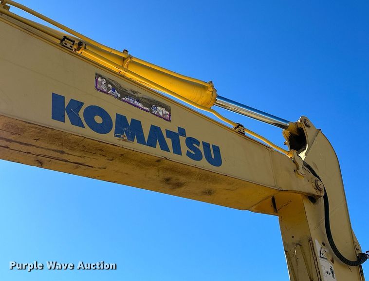 image for item LD9073 2007 Komatsu PC200LC-8  excavator