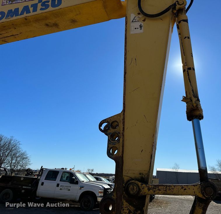 image for item LD9073 2007 Komatsu PC200LC-8  excavator
