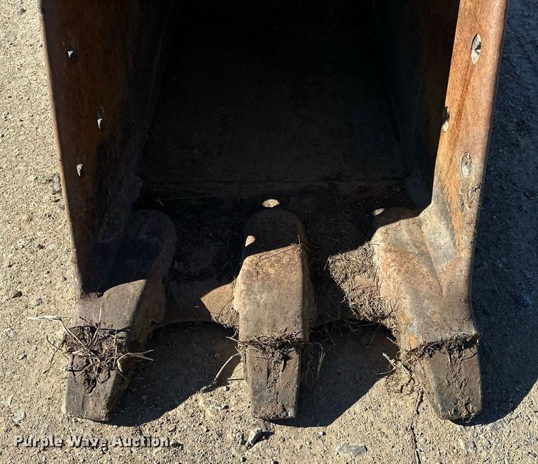 image for item LD9073 2007 Komatsu PC200LC-8  excavator