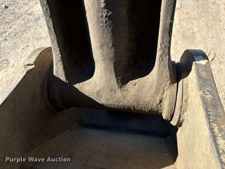 image for item LD9073 2007 Komatsu PC200LC-8  excavator