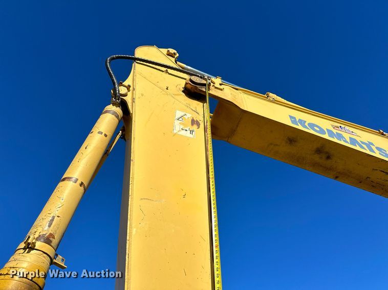 image for item LD9073 2007 Komatsu PC200LC-8  excavator