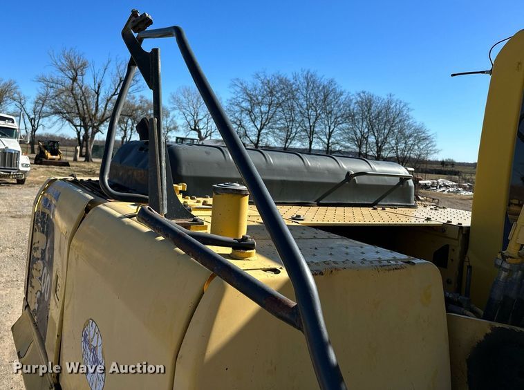 image for item LD9073 2007 Komatsu PC200LC-8  excavator