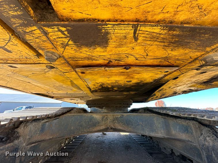 image for item LD9073 2007 Komatsu PC200LC-8  excavator