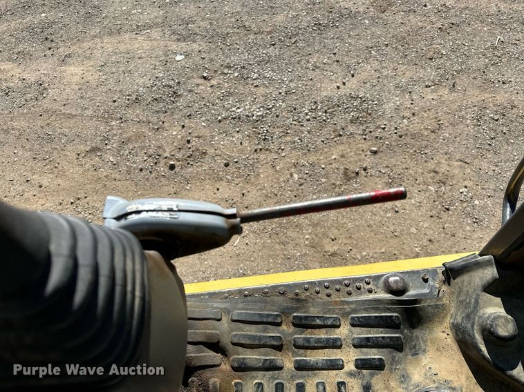 image for item LD9073 2007 Komatsu PC200LC-8  excavator