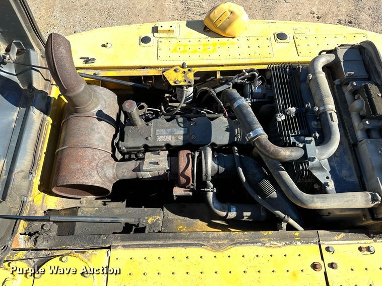 image for item LD9073 2007 Komatsu PC200LC-8  excavator