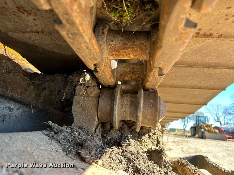 image for item LD9073 2007 Komatsu PC200LC-8  excavator