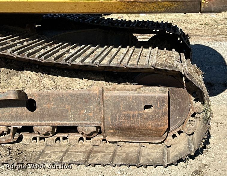 image for item LD9073 2007 Komatsu PC200LC-8  excavator