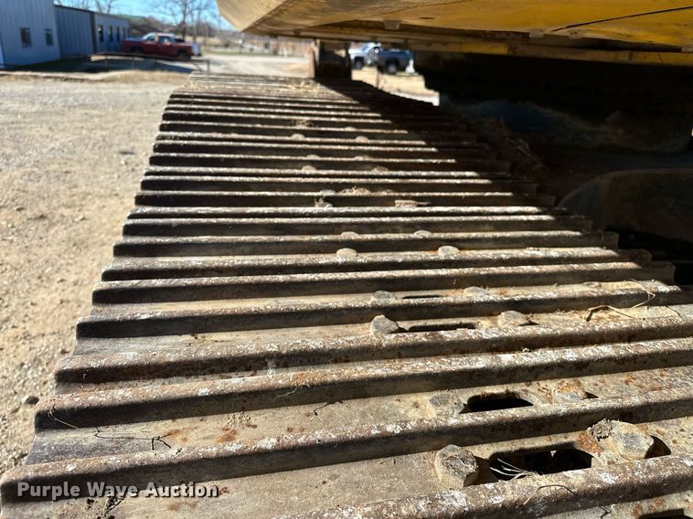 image for item LD9073 2007 Komatsu PC200LC-8  excavator