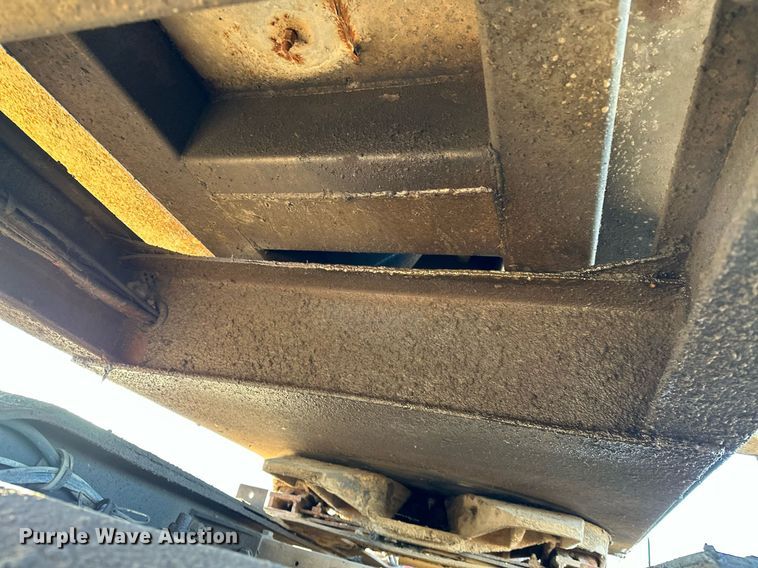 image for item LD9076 1994 Clement ES2S2625  end dump trailer