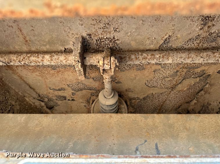 image for item LD9076 1994 Clement ES2S2625  end dump trailer