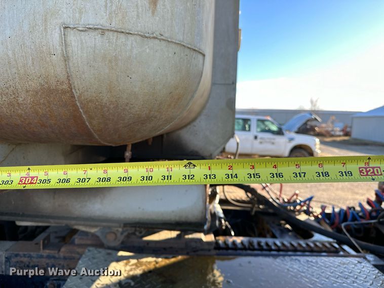 image for item LD9076 1994 Clement ES2S2625  end dump trailer