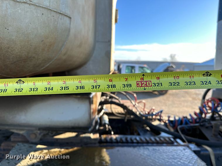 image for item LD9076 1994 Clement ES2S2625  end dump trailer