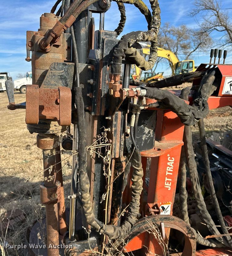 image for item LD9077 1999 Ditch Witch JT4020  directional boring unit