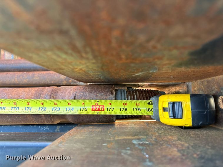 image for item LD9077 1999 Ditch Witch JT4020  directional boring unit