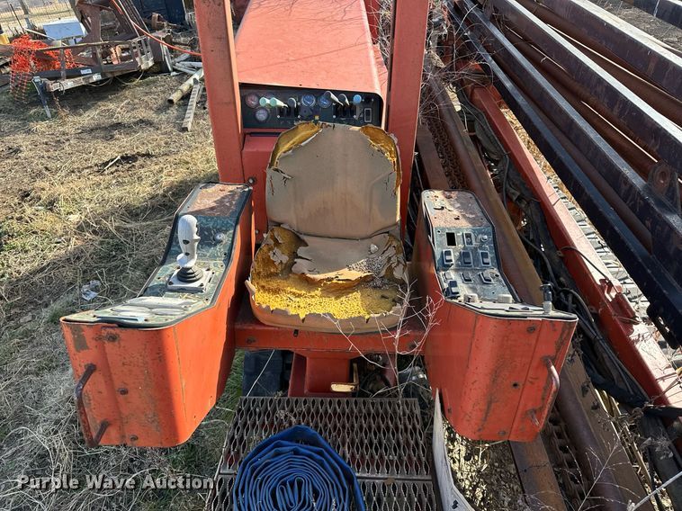 image for item LD9077 1999 Ditch Witch JT4020  directional boring unit