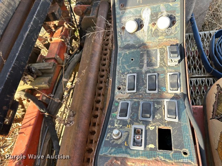 image for item LD9077 1999 Ditch Witch JT4020  directional boring unit