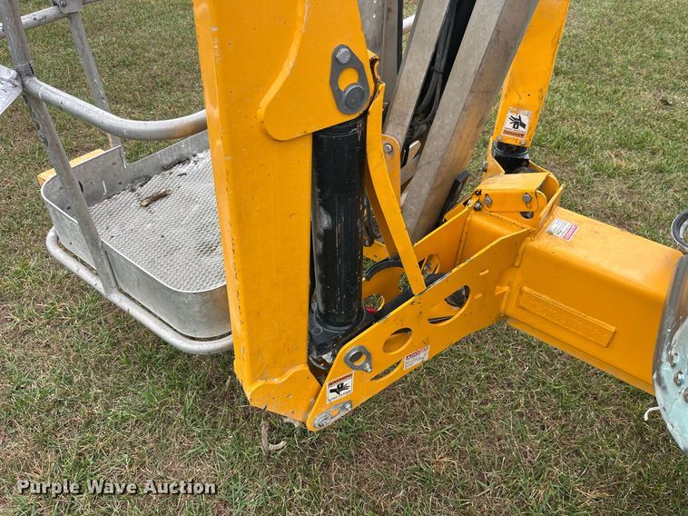image for item LD9825 2018 Haulotte 4527A  boom lift