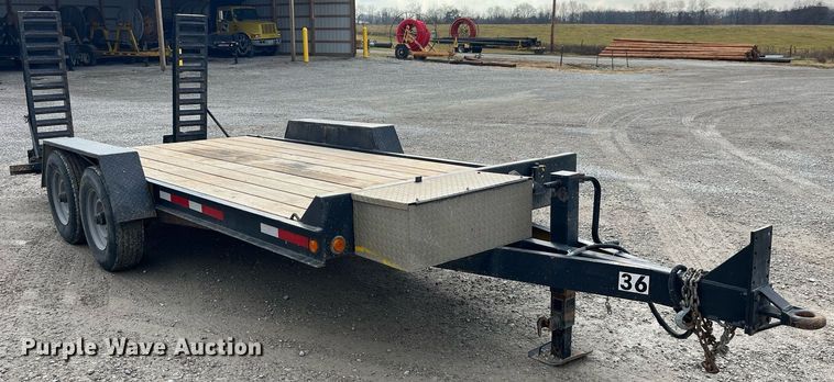 image for item LD9850 2000 Redihaul Y1017348  equipment trailer