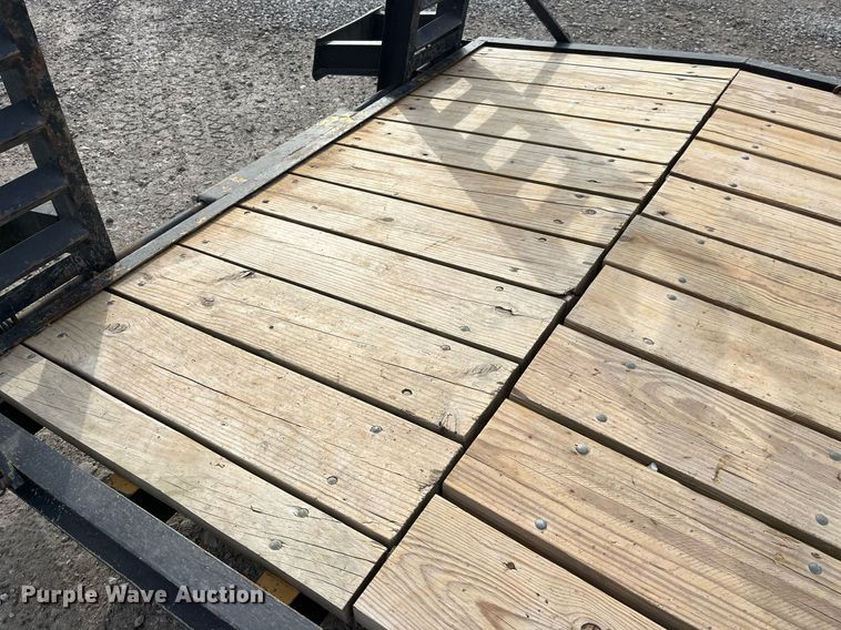 image for item LD9850 2000 Redihaul Y1017348  equipment trailer