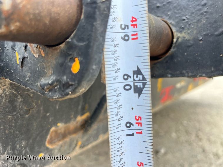 image for item LD9850 2000 Redihaul Y1017348  equipment trailer