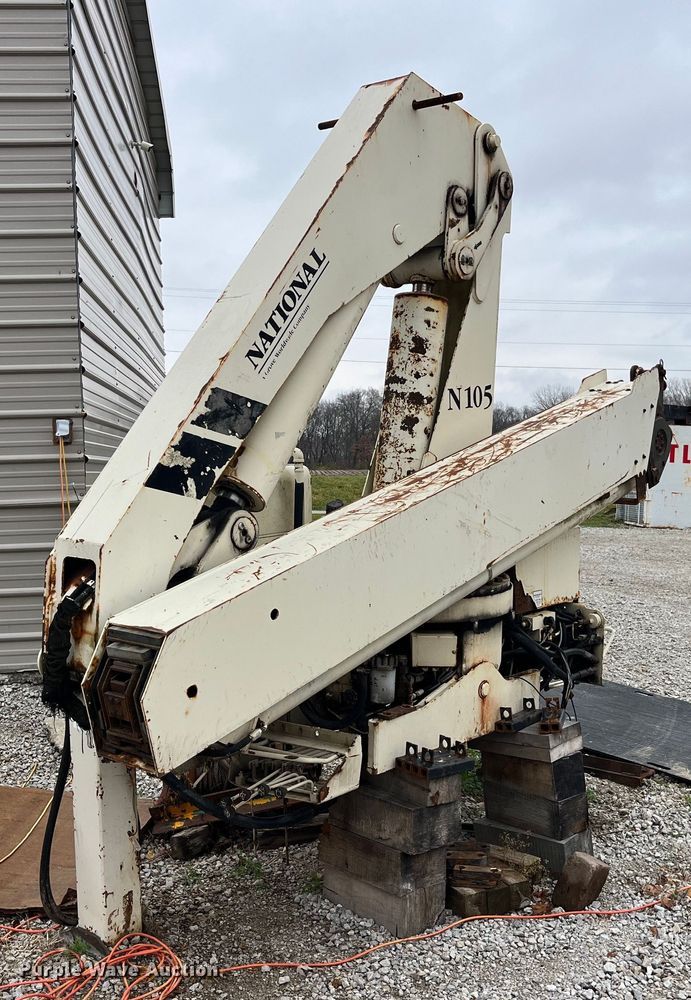 image for item LD9873 National N105  crane