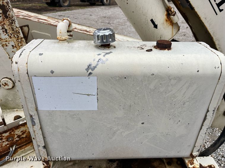 image for item LD9873 National N105  crane