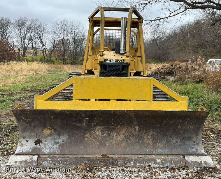 image for item LD9875 1988 Caterpillar D4H LGP  dozer