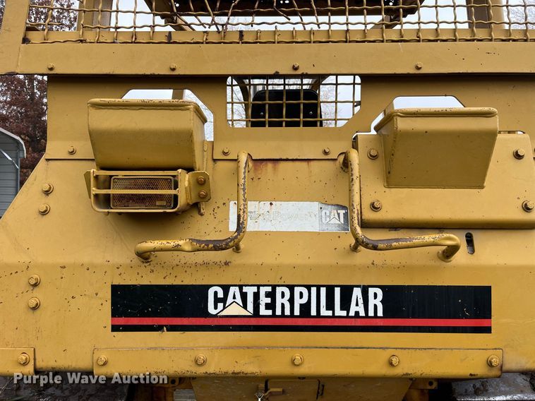 image for item LD9875 1988 Caterpillar D4H LGP  dozer