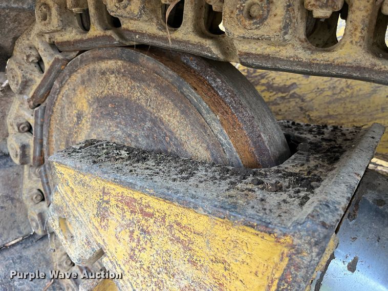 image for item LD9875 1988 Caterpillar D4H LGP  dozer