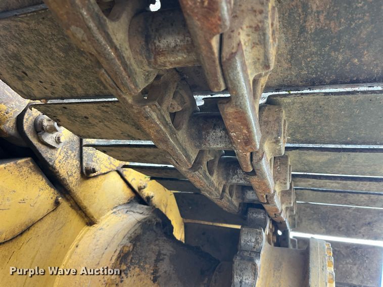 image for item LD9875 1988 Caterpillar D4H LGP  dozer