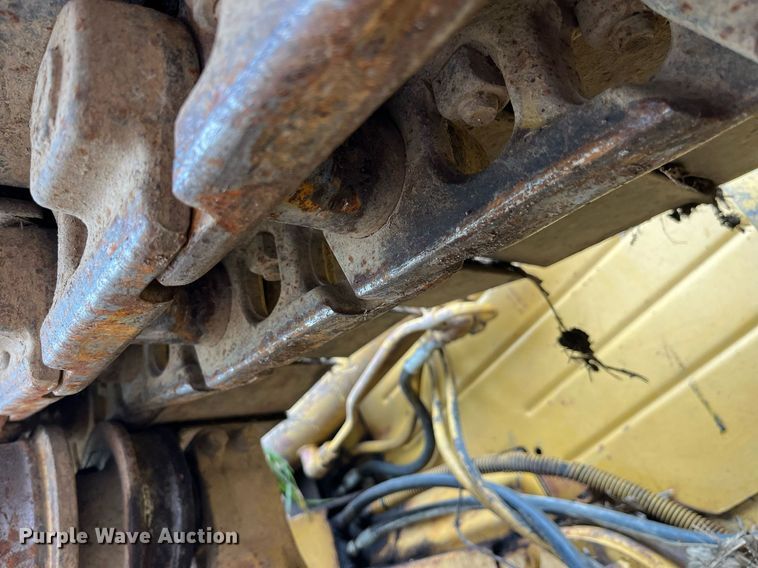 image for item LD9875 1988 Caterpillar D4H LGP  dozer