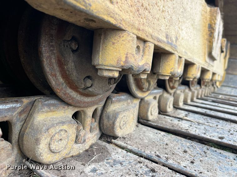 image for item LD9875 1988 Caterpillar D4H LGP  dozer