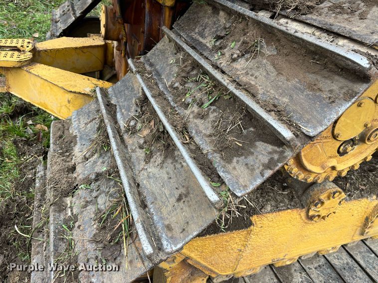 image for item LD9875 1988 Caterpillar D4H LGP  dozer