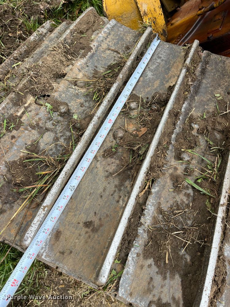 image for item LD9875 1988 Caterpillar D4H LGP  dozer