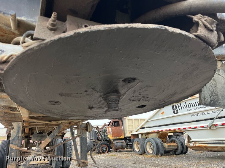 image for item LD9898 1997 Shop built  end dump trailer